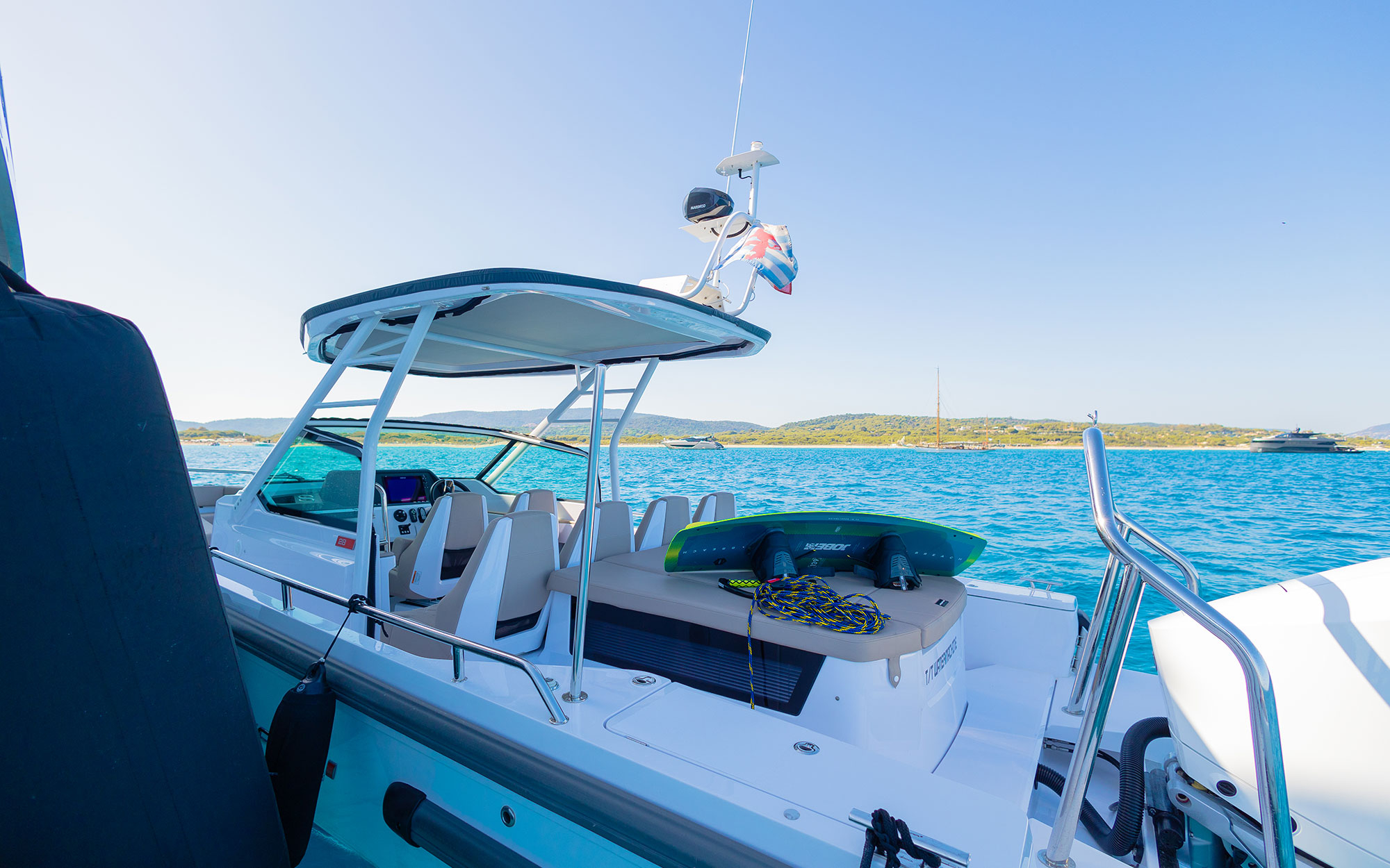 Luxury Crewed Motor Yacht WATERMACHINE photo 6