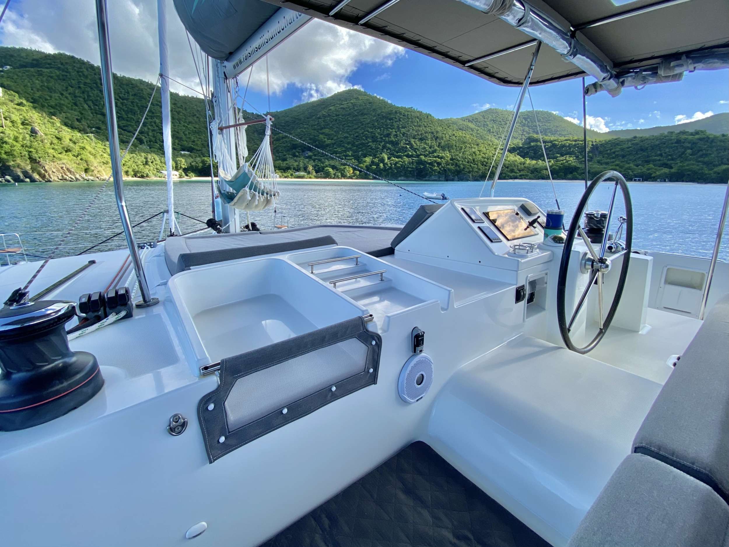 Crewed Catamaran WHISKEY BUSINESS photo 7