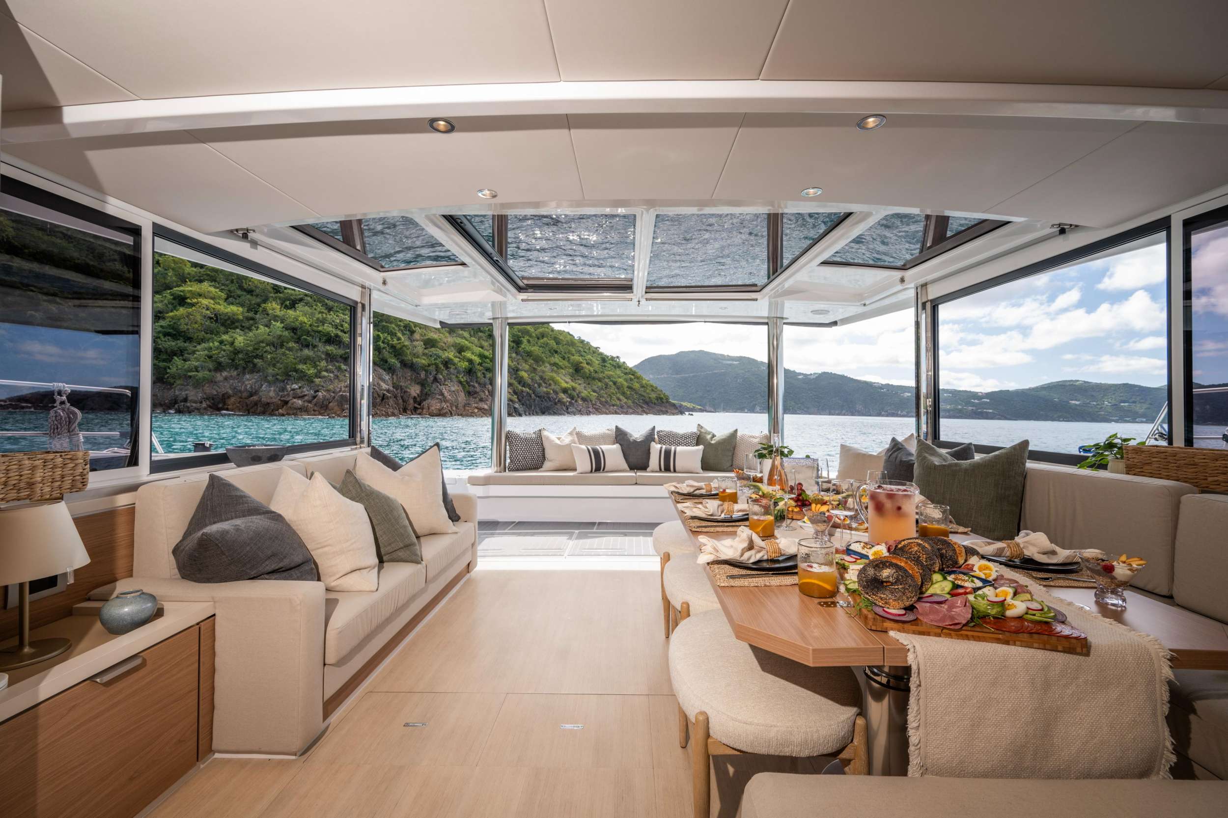 Crewed Catamaran WHISKEY SUNSET photo 8