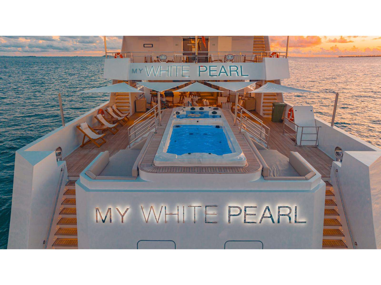 Luxury Crewed Motor Yacht WHITE PEARL photo 8