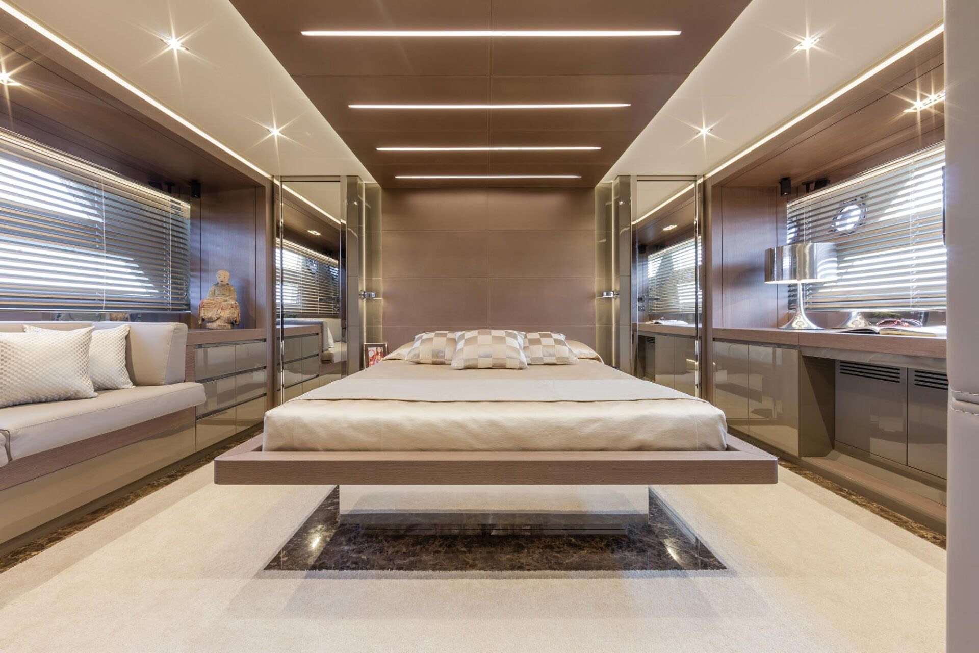 Luxury Crewed Motor Yacht WHY NOT photo 8