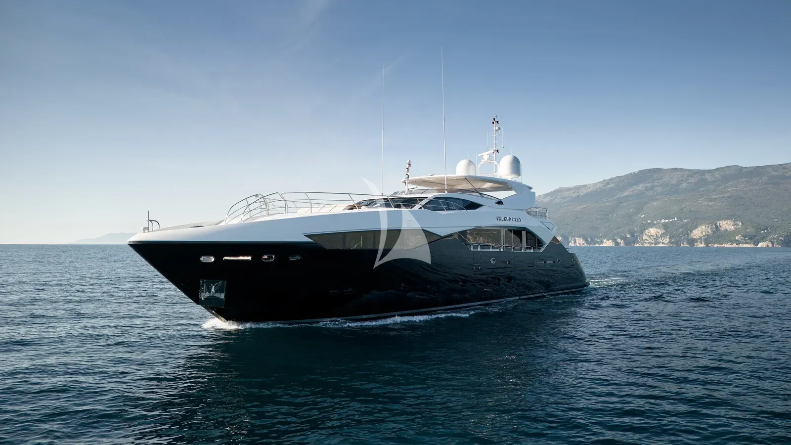 Luxury Crewed Motor Yacht WICKED PLAY photo 5