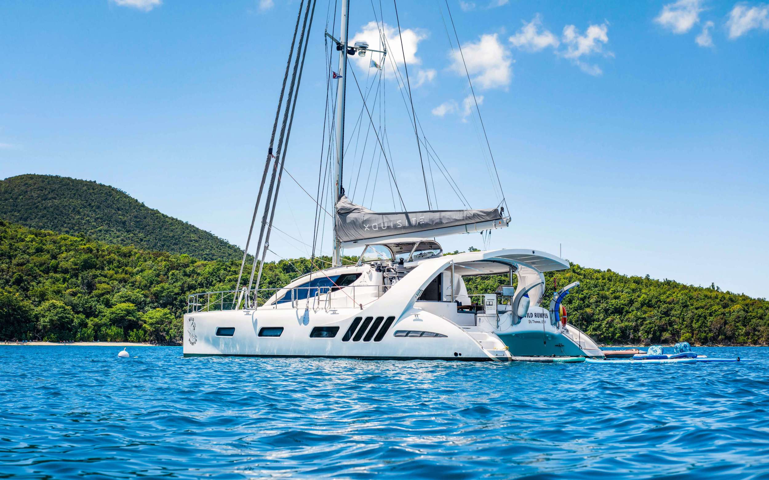 Crewed Catamaran WILD RUMPUS photo 3