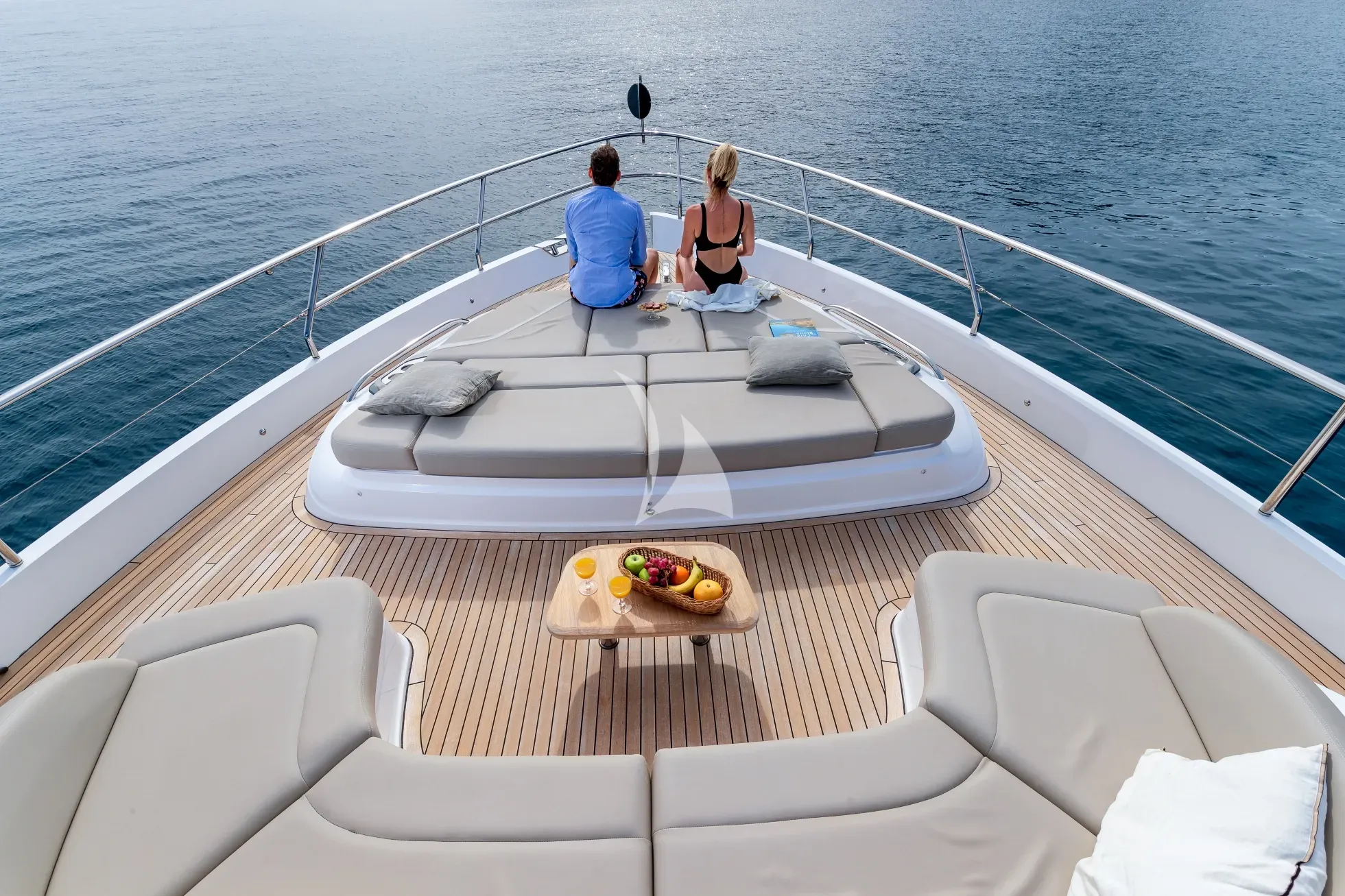 Crewed Motor Yacht WILJIM V photo 4