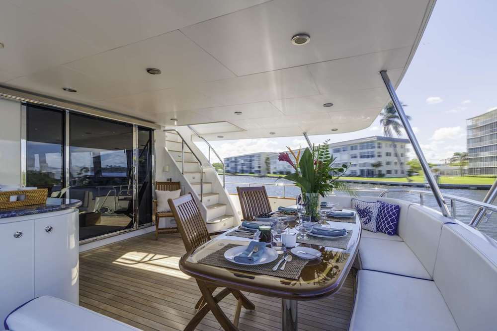 Luxury Crewed Motor Yacht WINDWARD photo 5