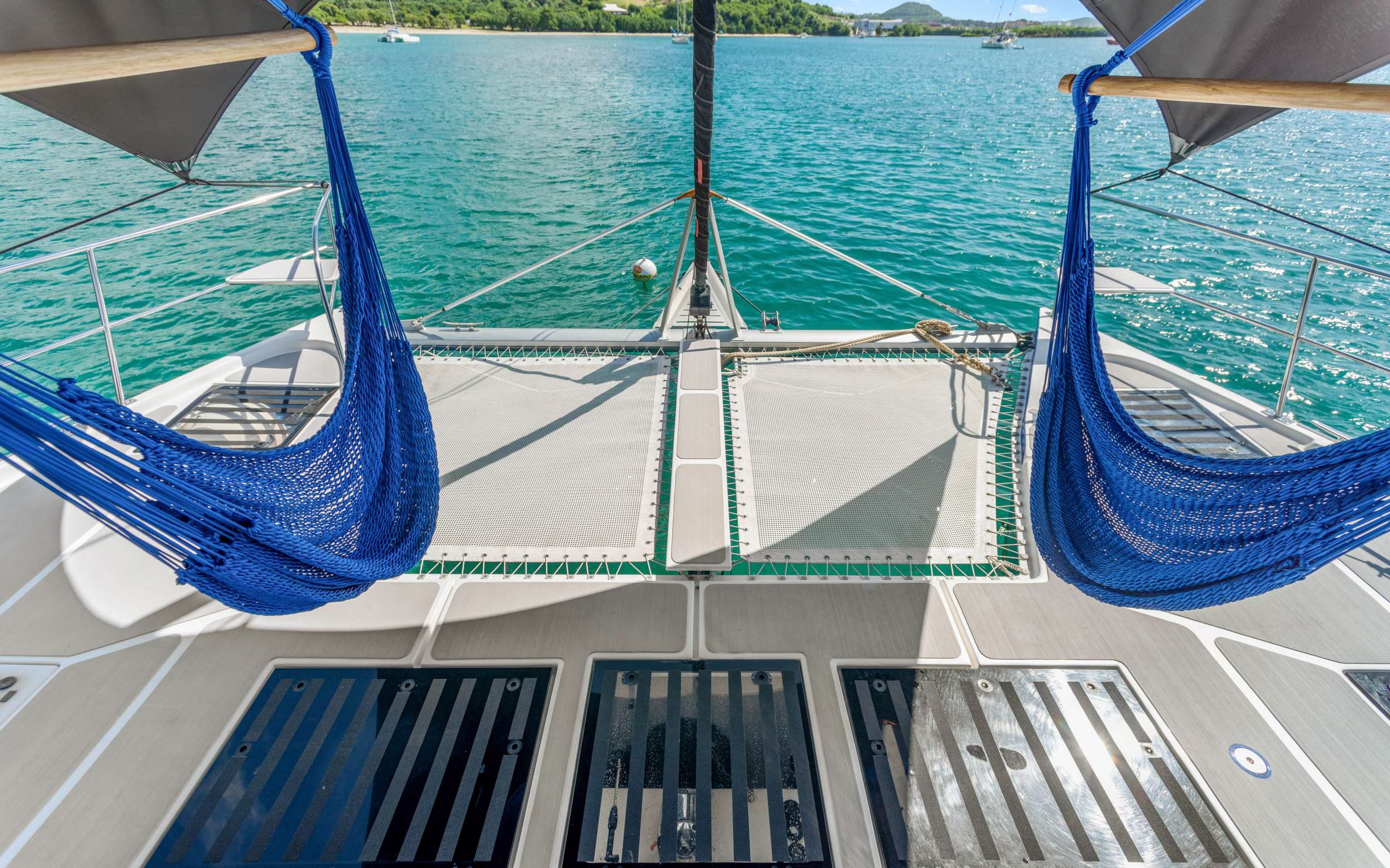 Crewed Catamaran WONDERWAY photo 8