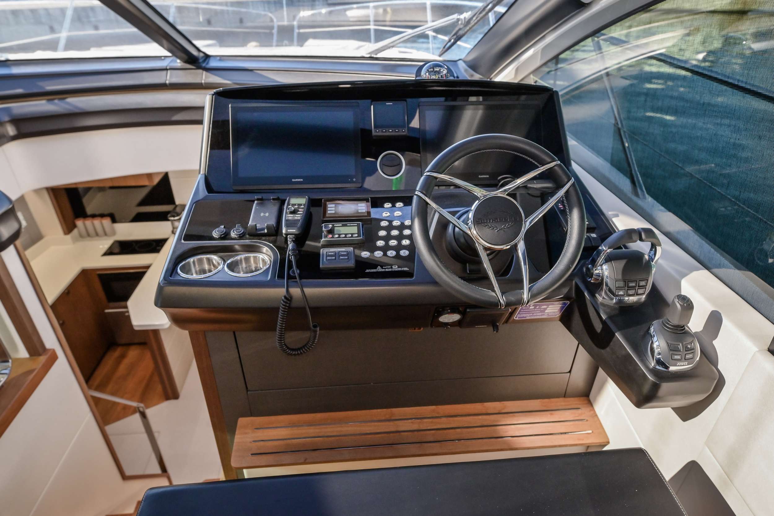 Crewed Motor Yacht X photo 7