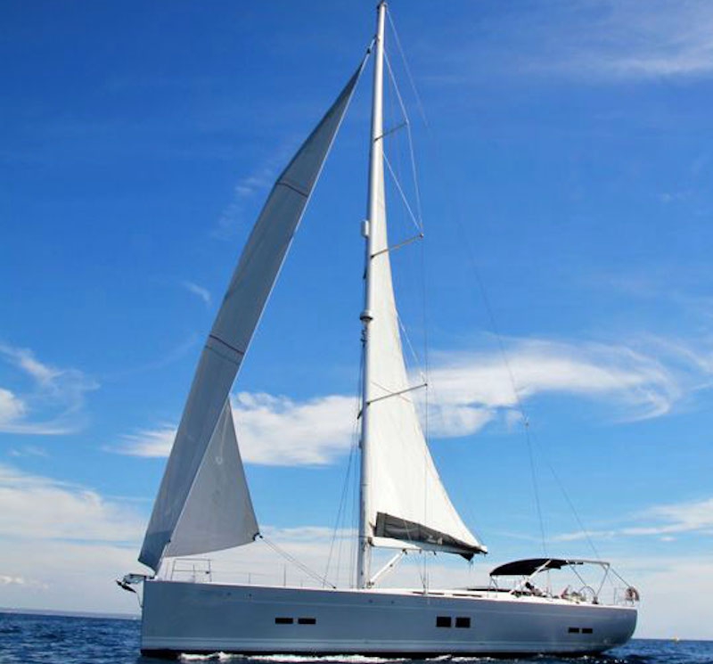 Luxury Crewed Sailing Yacht XIMERA