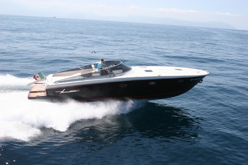 Crewed Motor Yacht XL Marine 43