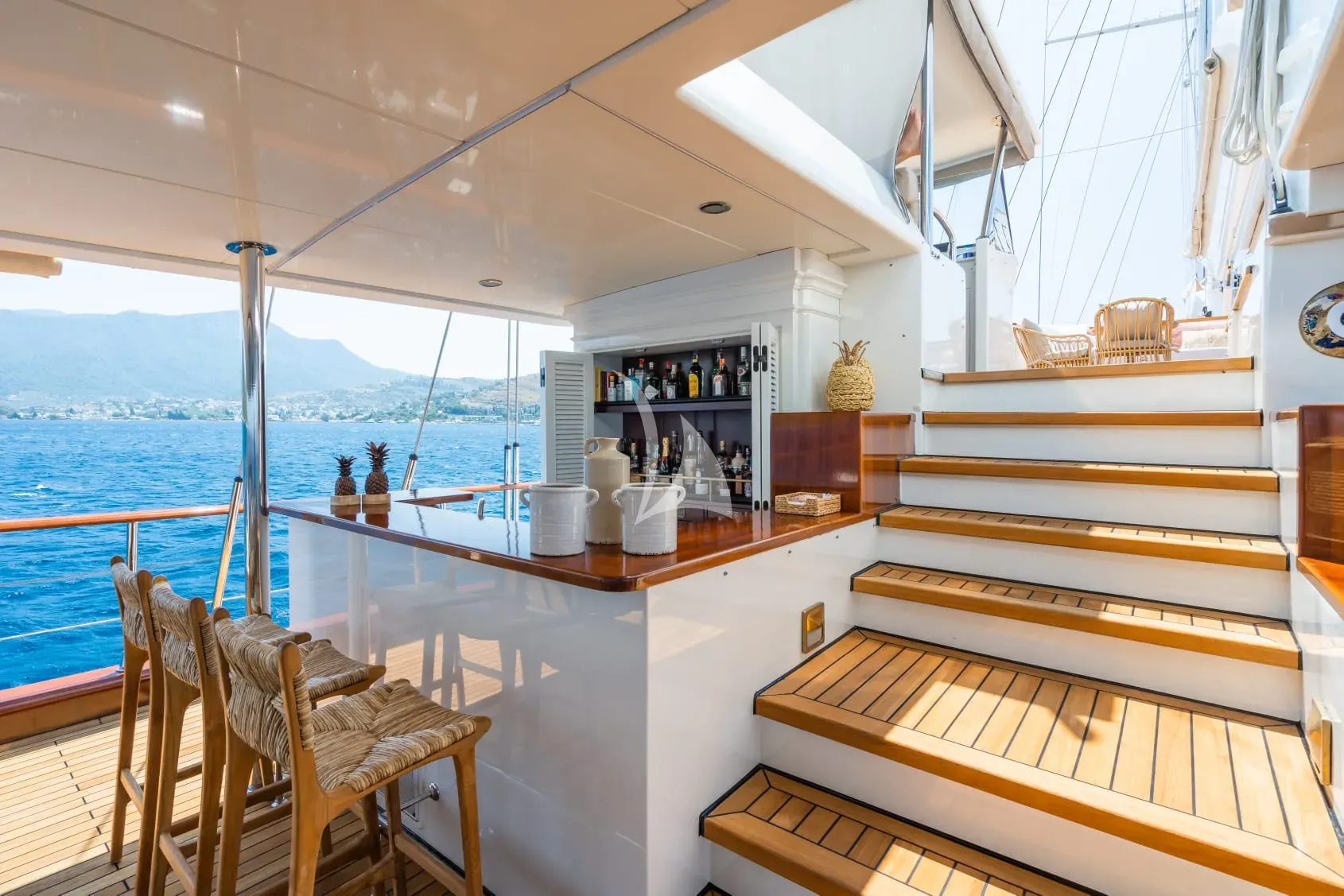 Luxury Crewed Sailing Yacht YAZZ photo 6