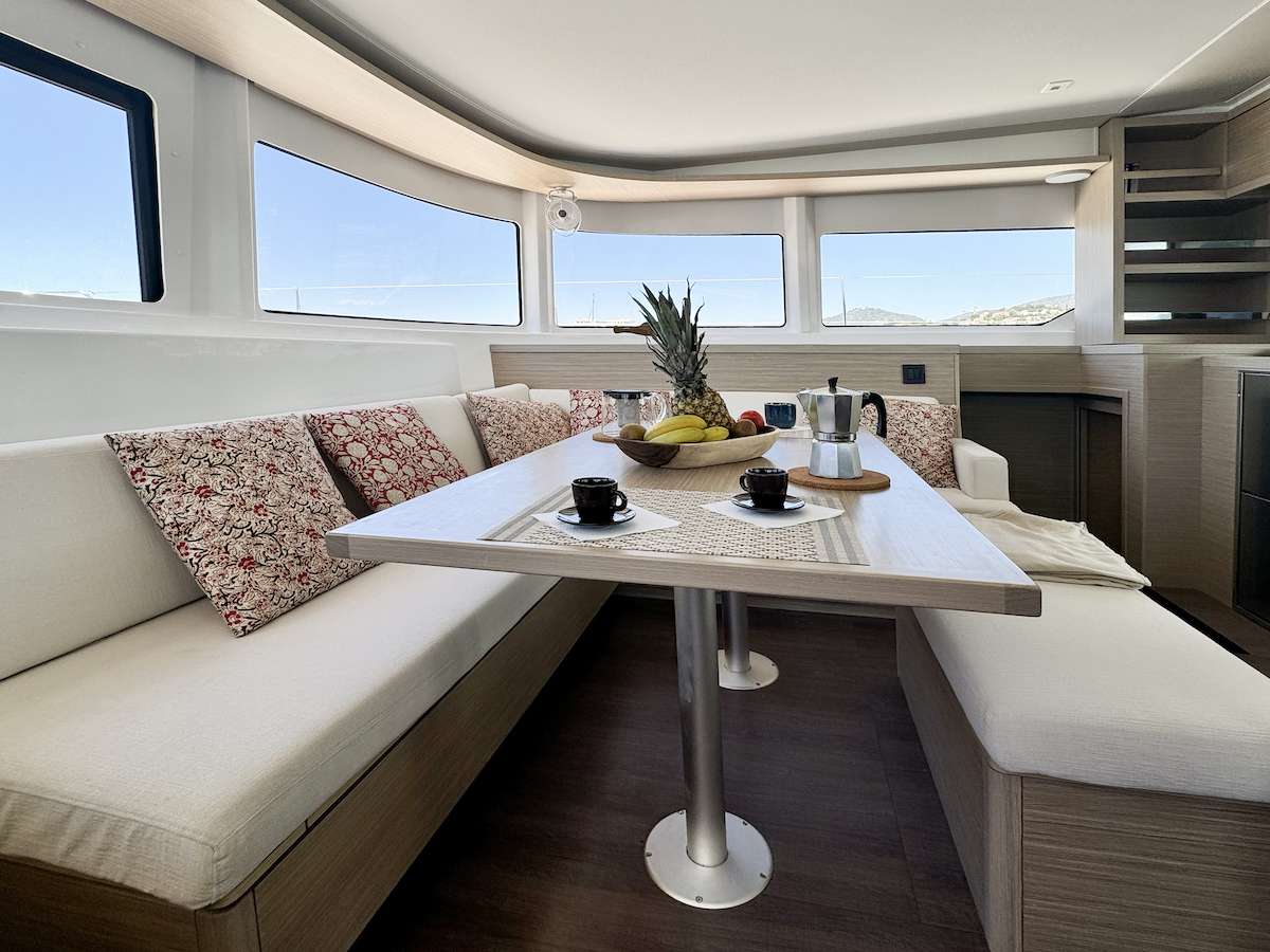Luxury Crewed Catamaran YOFF photo 6