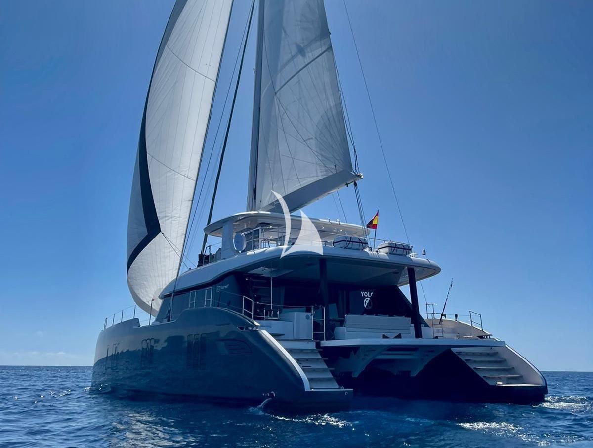 Luxury Crewed Catamaran YOLO photo 3