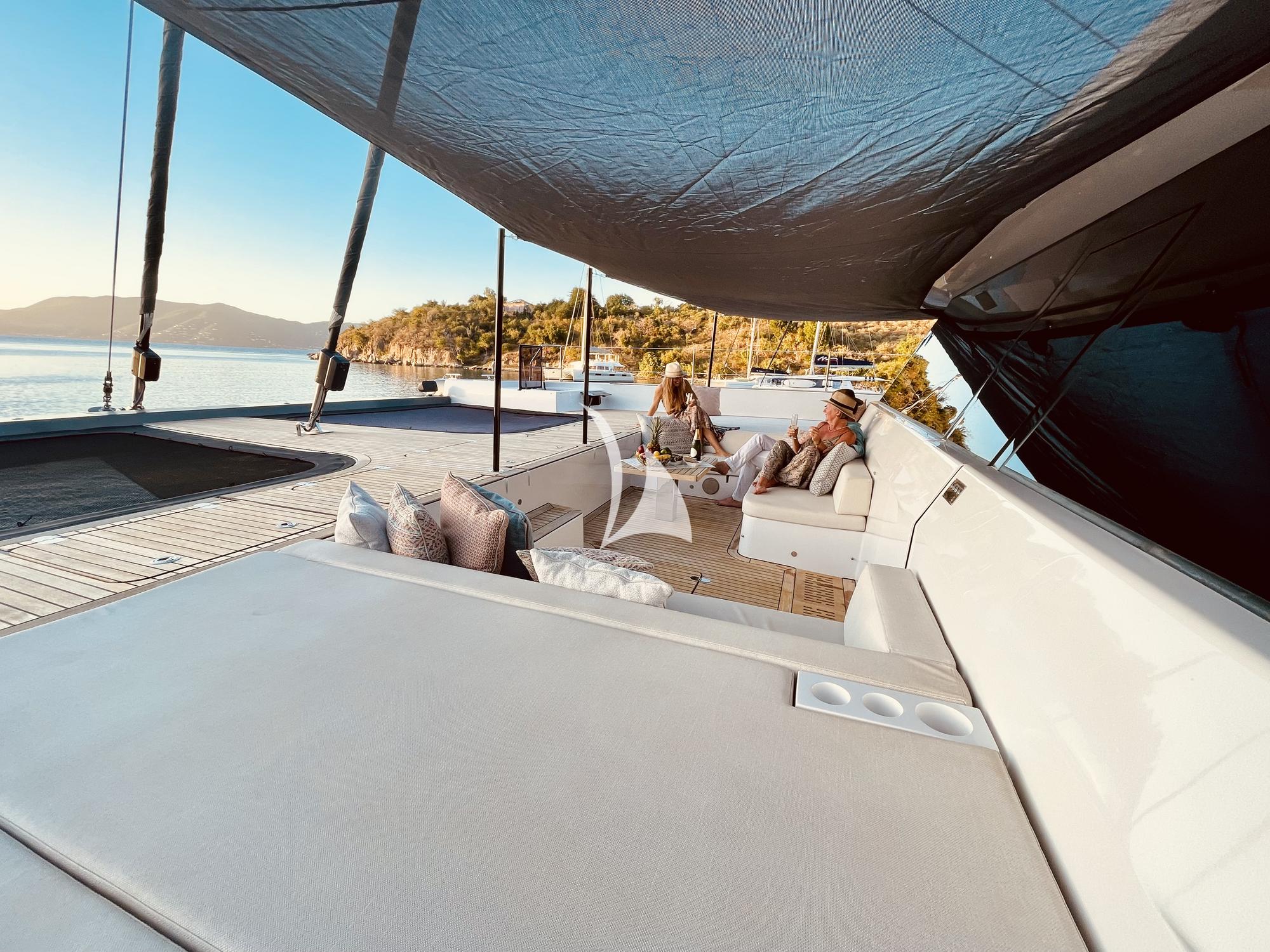 Luxury Crewed Catamaran YOLO photo 6