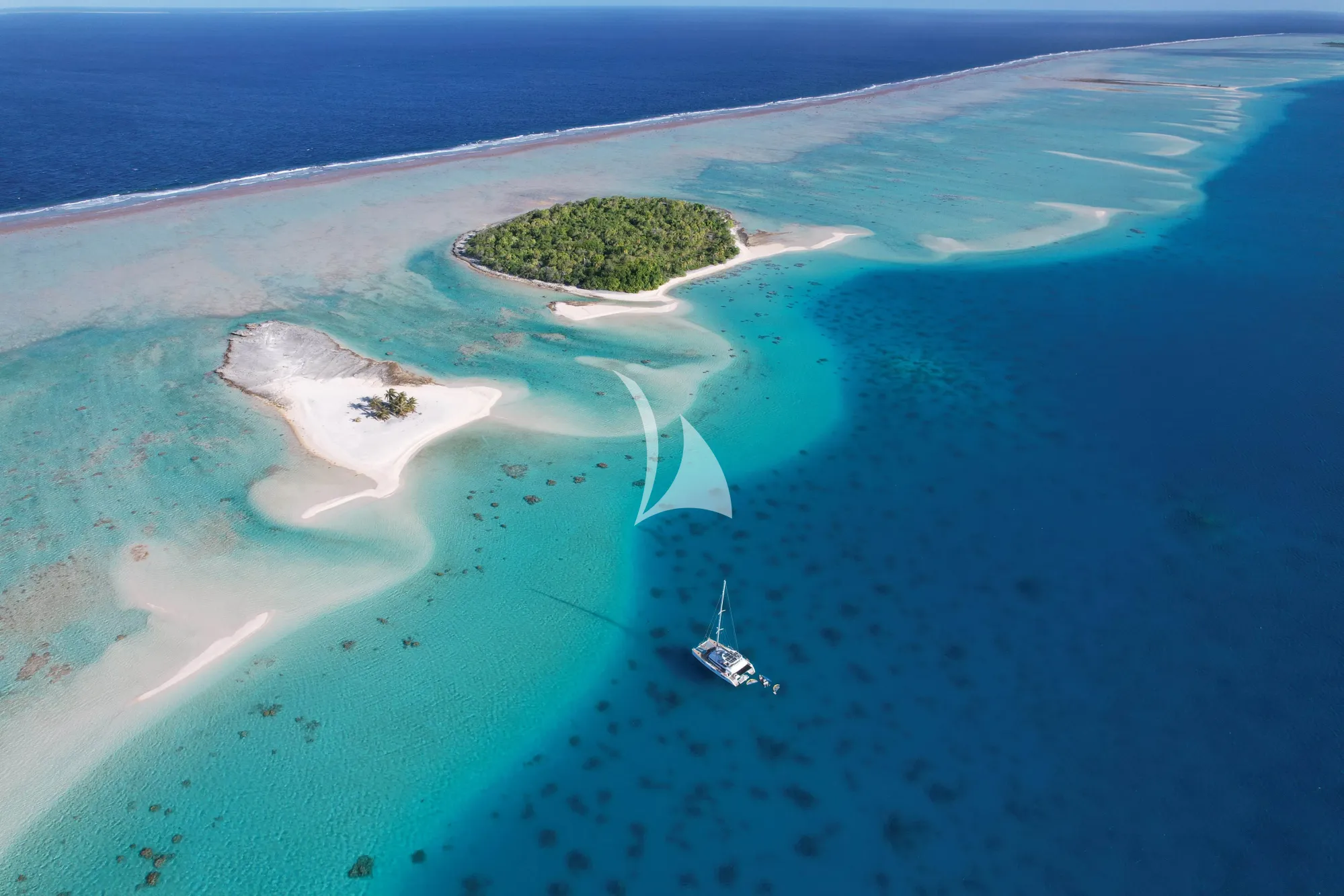 Crewed Catamaran ZEN QUEST photo 7