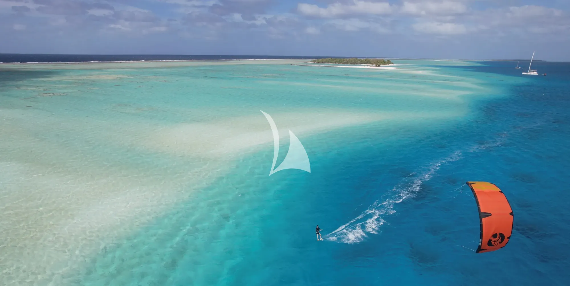 Crewed Catamaran ZEN QUEST photo 8