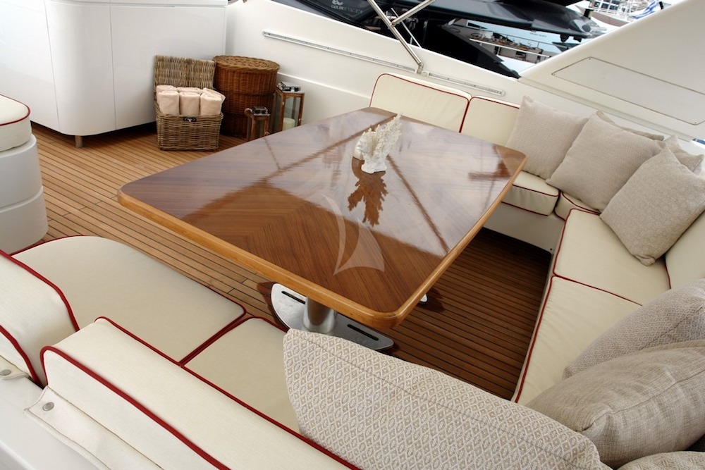 Luxury Crewed Motor Yacht ZEN photo 6