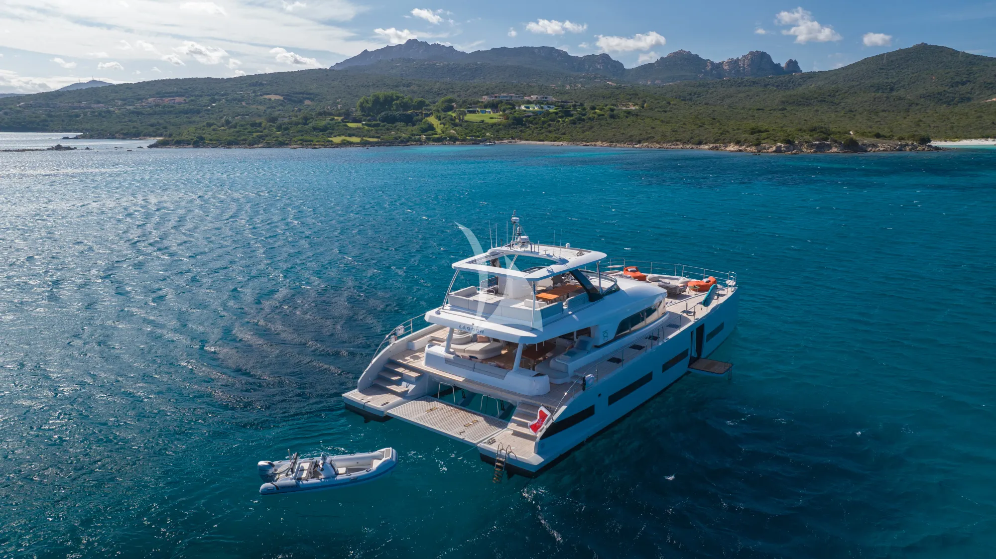 Crewed Power Catamaran ZENIT photo 6