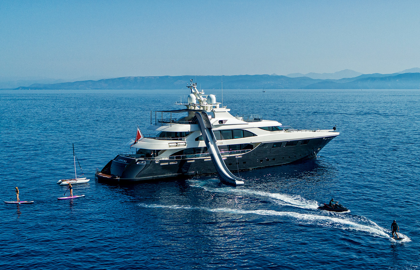 Luxury Crewed Motor Yacht ZIA photo 4