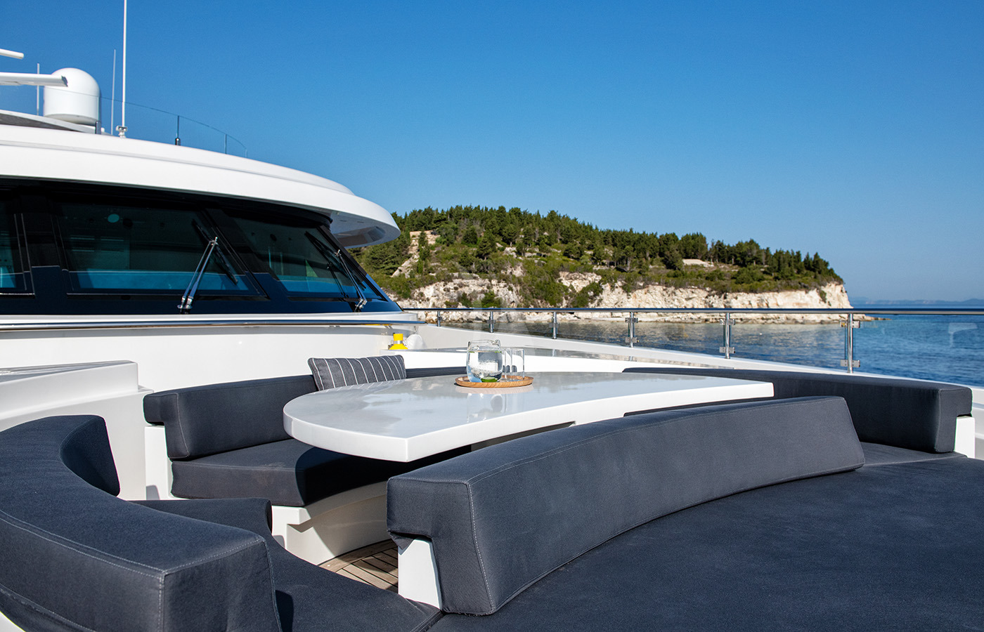 Luxury Crewed Motor Yacht ZIA photo 7
