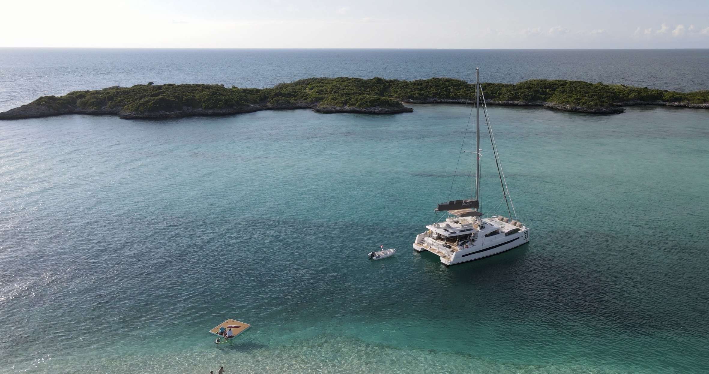 Luxury Crewed Catamaran ZURI 3 photo 3